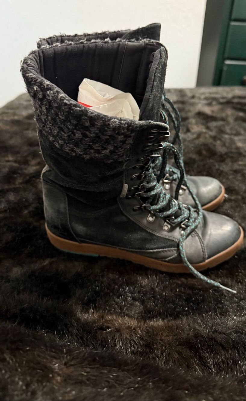 Cushe Womens Boho Chill Lace Up Boots Waterproof Leather Womens Size 8